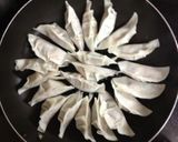 絶品！皮はパリッ中はジューシー餃子作り方10写真