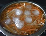 簡単！竹輪に捕まった野菜サラダ♬作り方2写真