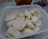 ブロッコリーとじゃがいものチーズ炒め作り方1写真
