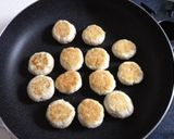 鶏だんごの味噌煮込み(^_^)作り方3写真