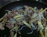 牛肉とごぼうの糸こん炒め～塩昆布の隠し味作り方3写真