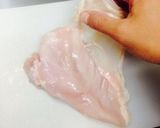 塩麹と鍋でさらに簡単に作れる！鶏ハム♫作り方1写真