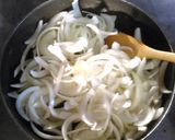 熱々！オニオングラタンスープ作り方3写真