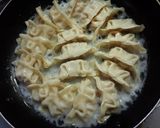 市販の餃子でも簡単！羽付き餃子♪作り方3写真