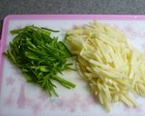 じゃが芋と豚モモ肉の細切り炒め作り方1写真