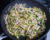 じゃが芋と豚モモ肉の細切り炒め作り方5写真