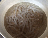 昆布つゆで簡単鶏ごぼうの炊き込みご飯作り方2写真