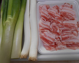 冬の味・長ねぎと豚ばら肉の蒸し煮鍋作り方1写真