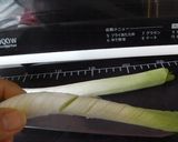 簡単!鶏団子としめじの旨塩鍋orお雑煮♬作り方1写真
