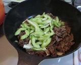 ☆牛肉とセロリのオイスターソース炒め☆作り方5写真