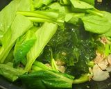 豚肉と小松菜とわかめの炒め物作り方6写真