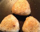 残りご飯は♪フライパンで焼きおにぎり♪作り方3写真