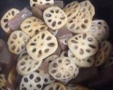 レンコンとこんにゃくのピリ辛炒め作り方3写真