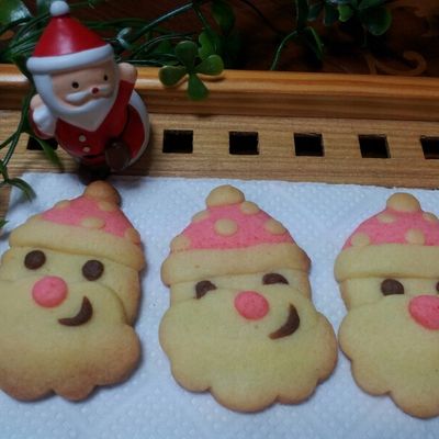 ちょっと〜どれだけサンタさんにクッキーあげるの santamessa_m1.jpg