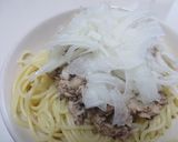 材料はこの4つだけ。サバ缶の簡単パスタ。作り方5写真