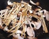 ☆牡蠣ときのこのニンニクソテー☆作り方4写真