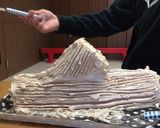 イチゴのサンタのブッシュドノエル作り方4写真