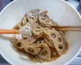 れんこんと柿のバルサミコ甘酢和え♪作り方4写真