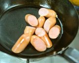 キノコとウインナーのバジル炒め作り方1写真