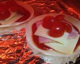 餃子の皮でミニピザ作り方3写真