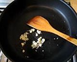 バターが決め手!塩鮭変身コクうまパスタ作り方4写真