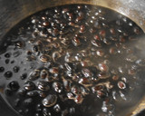 簡単！甘さ控えめ黒豆煮　関西風の作り方作り方3写真