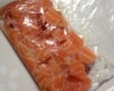 日本酒・焼酎に♡生サーモンの塩麹漬け作り方2写真