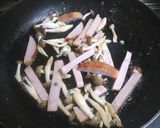 厚切りハムとしめじの和風醤油パスタ作り方5写真