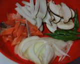 鮭と蒲鉾で和風パスタ（バター醤油味）作り方2写真