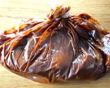 中華鍋で軽いくん製：　鶏むね肉編作り方1写真