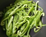 ﾋﾟｰﾏﾝとひら天の炒めもの作り方2写真