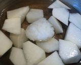 照り旨！根菜と豚三枚肉の煮物❀作り方1写真