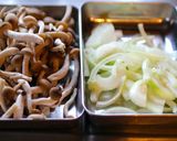 しめじとタマネギのカレー味噌作り方1写真