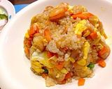 子供に大人気！海老と卵の炒飯作り方4写真