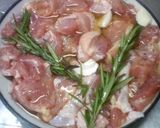 簡単☆鶏とじゃがいものローズマリー焼き作り方1写真