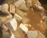 ピリ辛！中華風☆鶏豆腐味噌煮込み作り方4写真