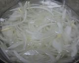 材料2つだけ♪玉ねぎとツナの簡単サラダ♪作り方2写真
