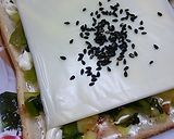 黄金コンビ！野沢菜と沢庵のチーズトースト作り方3写真