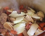 超簡単♪鶏肉と白菜の具沢山コンソメスープ作り方7写真