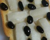 余ったお餅で♡黒蜜きなこ黒豆トースト！作り方5写真