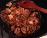 簡単♪照り焼きチキンのナンピザ作り方1写真