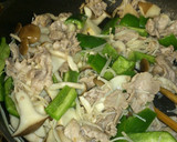 簡単 沖縄産きのこ＆豚肉の春雨炒め作り方6写真