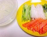サーモンの生春巻き♡作り方1写真