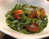 《簡単♪小鉢》トマトと しらすdeめかぶ作り方4写真