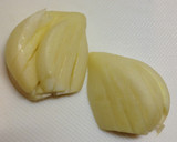 便利‼︎ いろいろ使える♪ にんにく醤油作り方1写真