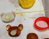 蒲鉾とウィンナーでリラックマ❤︎キャラ弁作り方1写真