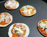 餃子の皮でミニピザ作り方4写真