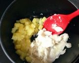 離乳食 W芋のいちごヨーグルトソース♡作り方1写真