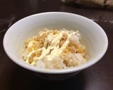 マヨネーズ＋焼き肉タレ卵かけごはん作り方1写真