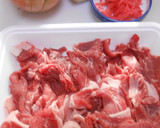 簡単・牛切り落とし肉と玉葱の牛丼作り方1写真